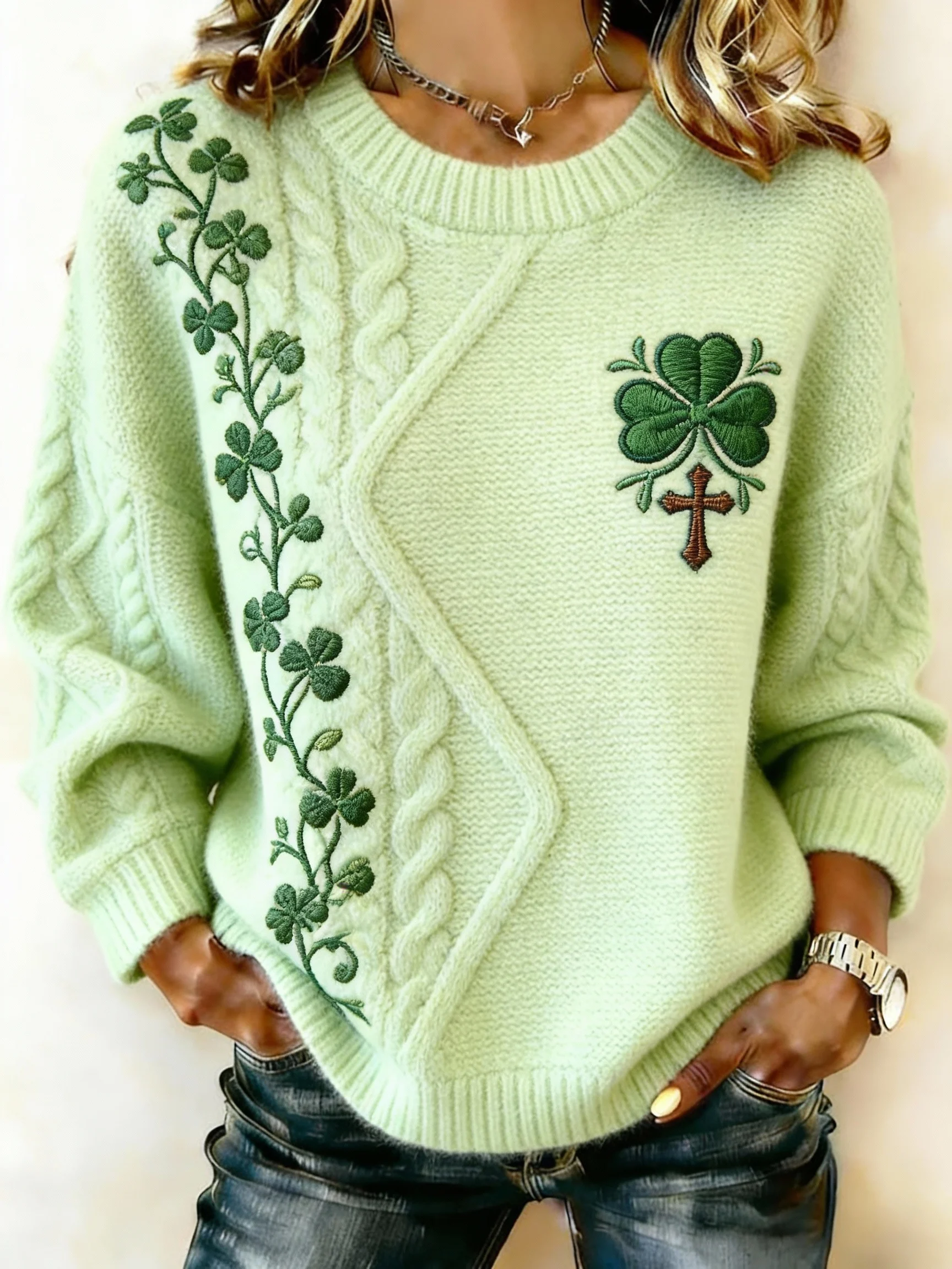 Women's Clover Cross Print Crew Neck Sweater