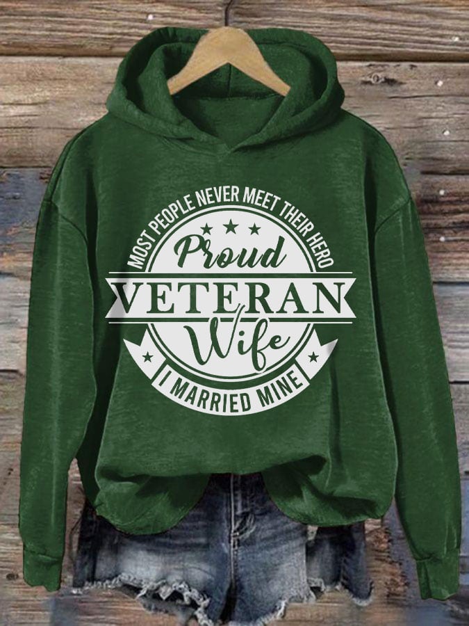 Women's Proud Veteran Wife Print Hoodie