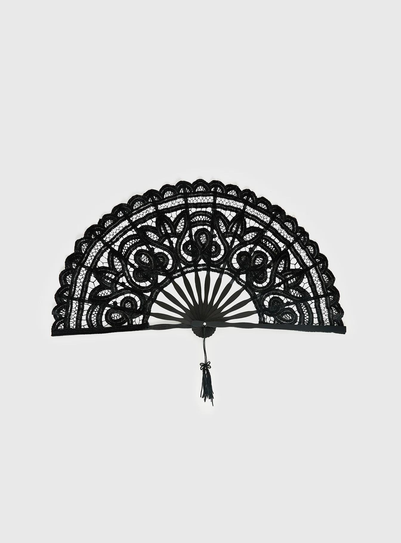 Bossa Nova Lace Fan Black