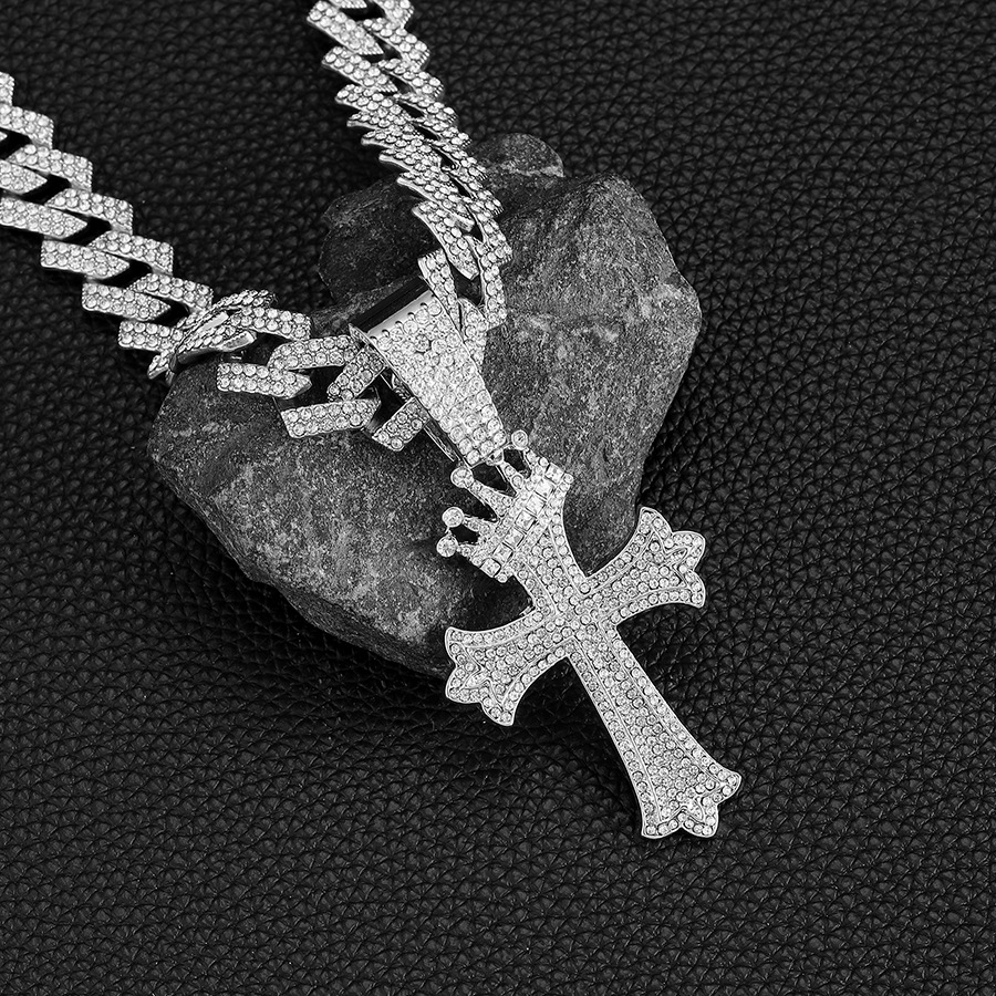 Personalized and multifunctional Cuban necklace