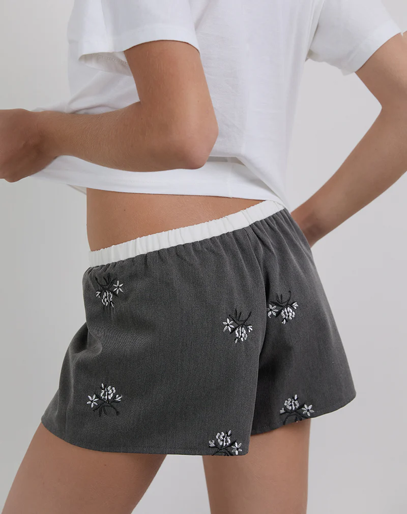 Rata Shorts in Floral Embroidered Charcoal
