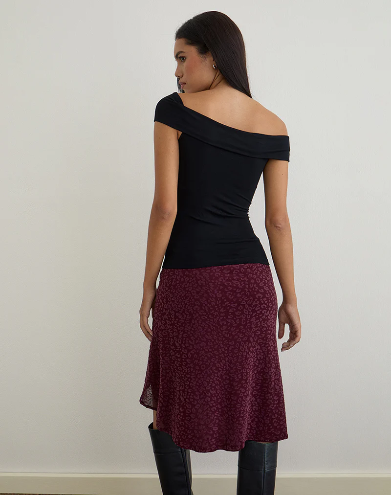 Cuthbe Off The Shoulder Twist Top in Black