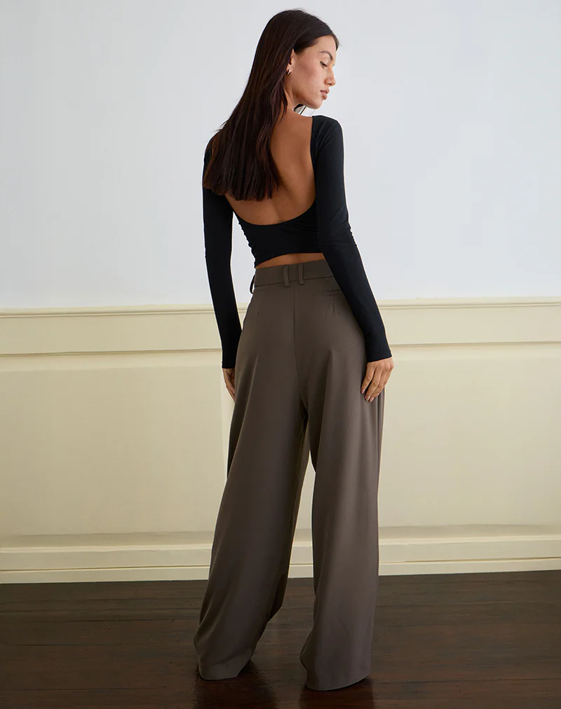 Nala Wide Pleat Trouser in Tailoring Truffle