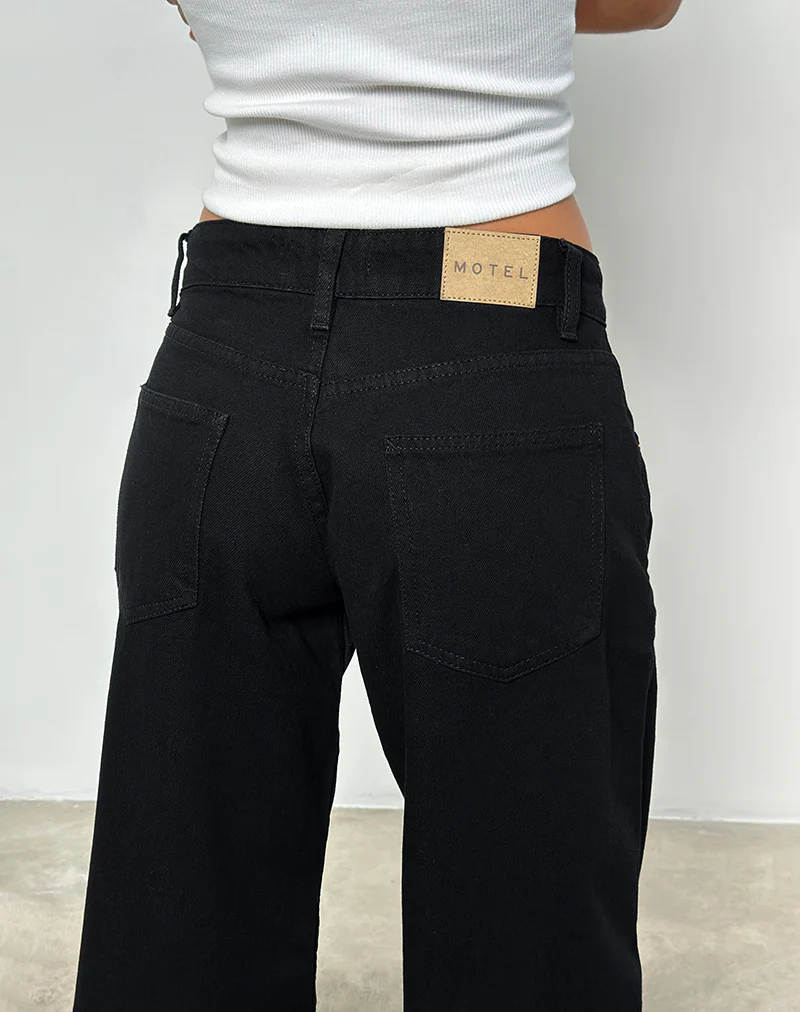 Low Rise Roomy Jeans in Rinse Black