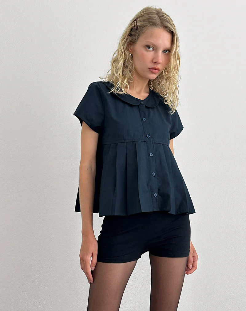 Kaelis Pleated Blouse in Poplin Dark Navy