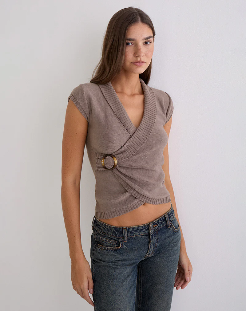 Malya Top with Buckle in Knit Taupe