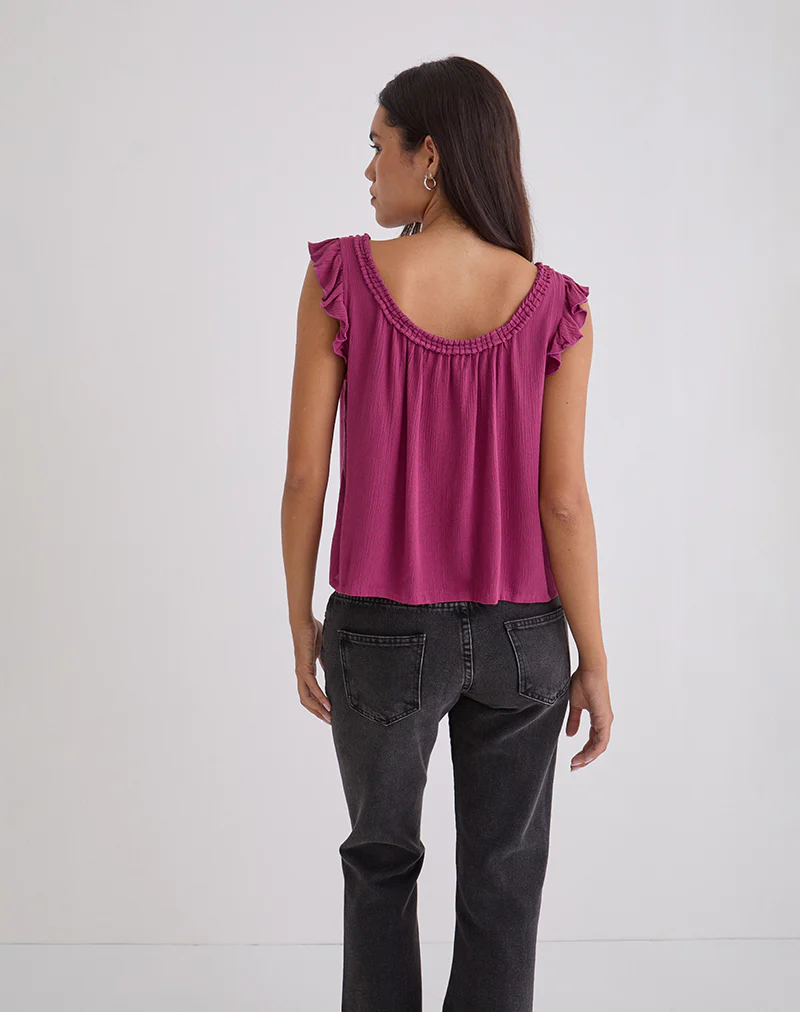Merisso Scoop Neck Keyhole Top Daco in Rose Burgundy