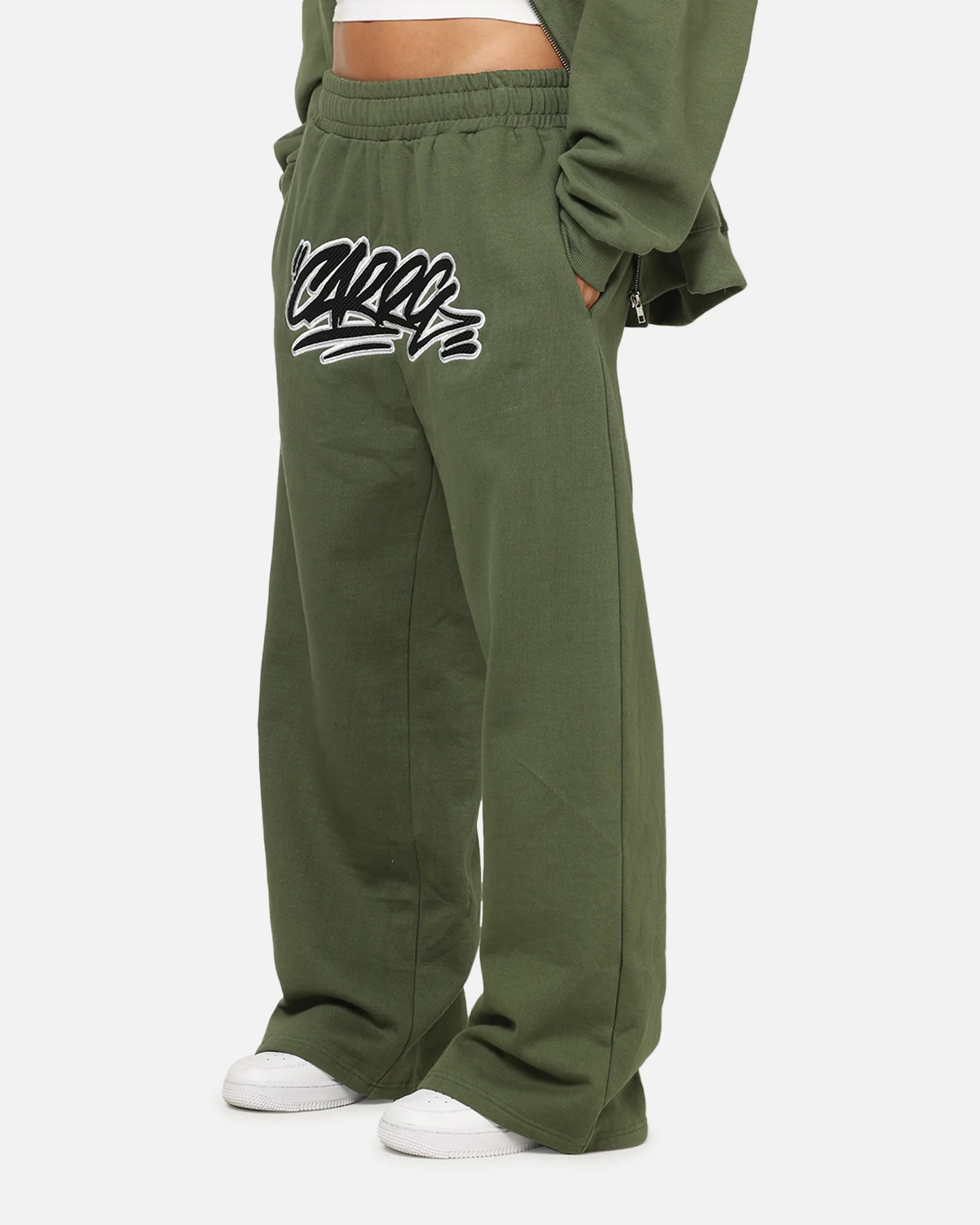 Carre Terrace Trackpants Olive