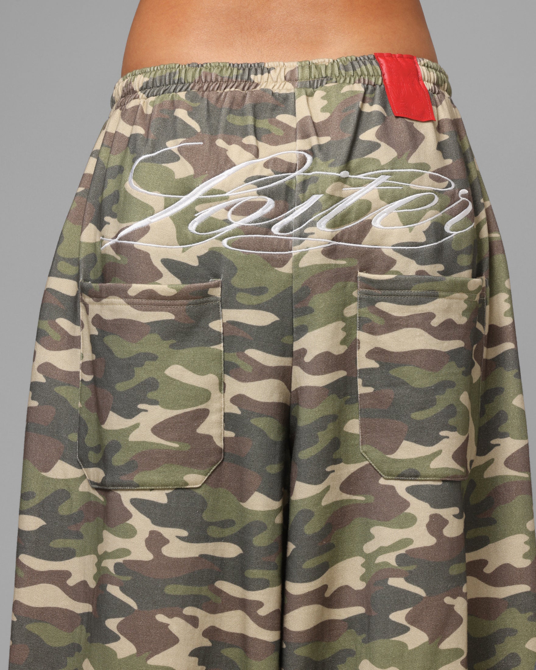 Loiter Purity Sweatpants Camo