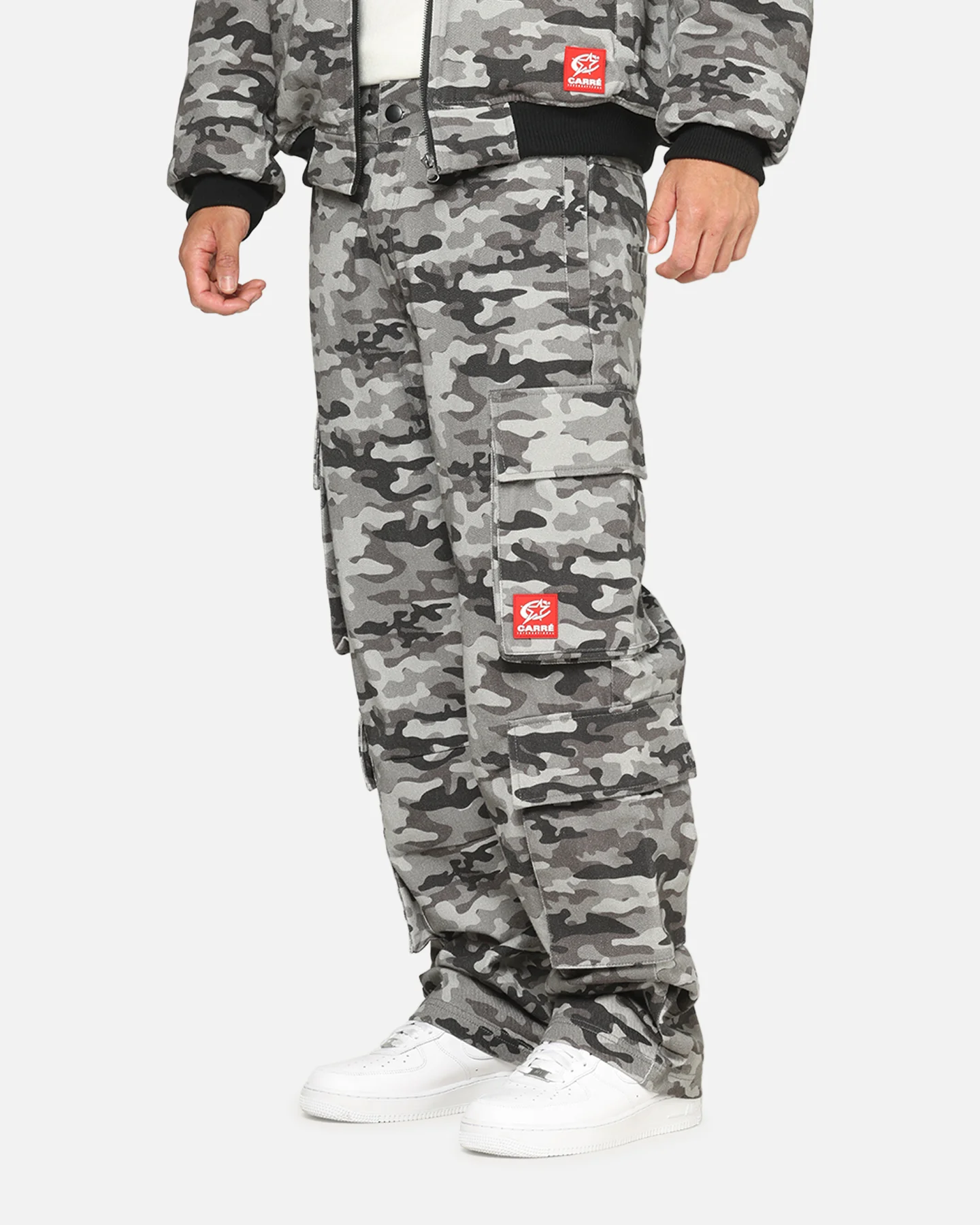 Carre Camo Baggy Pants Black Camo