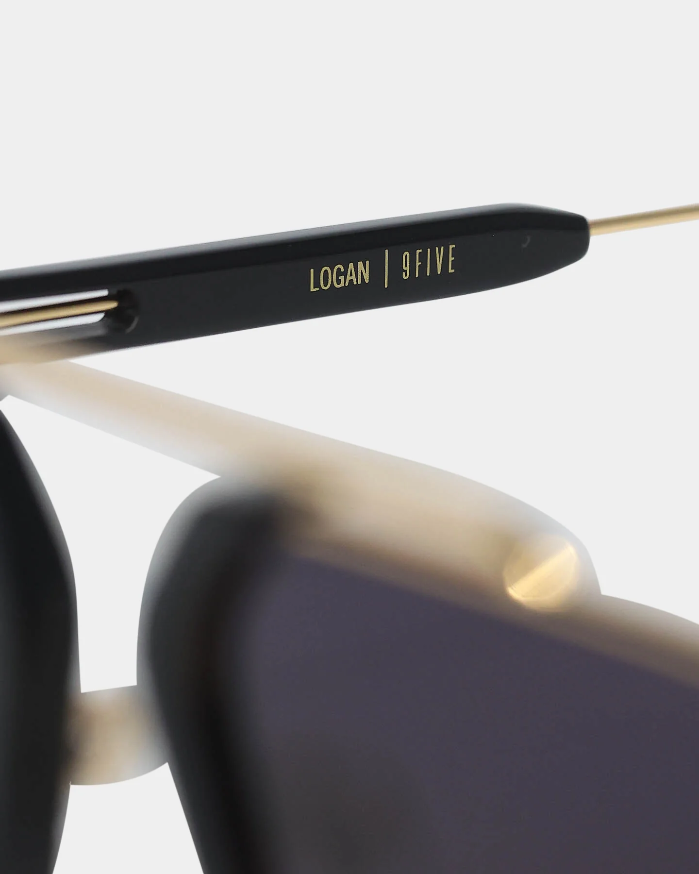 9FIVE The Logan Sunglasses Black/Gold