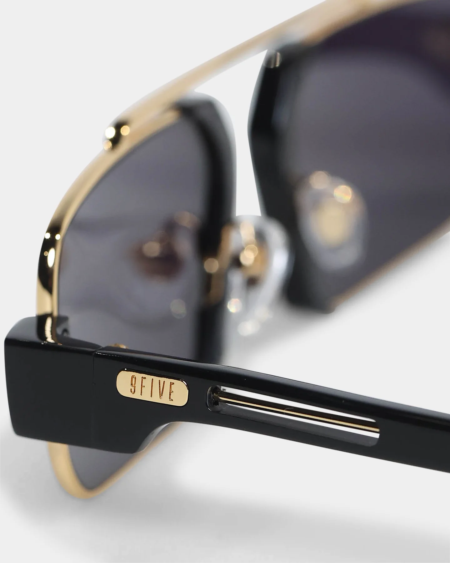 9FIVE The Logan Sunglasses Black/Gold