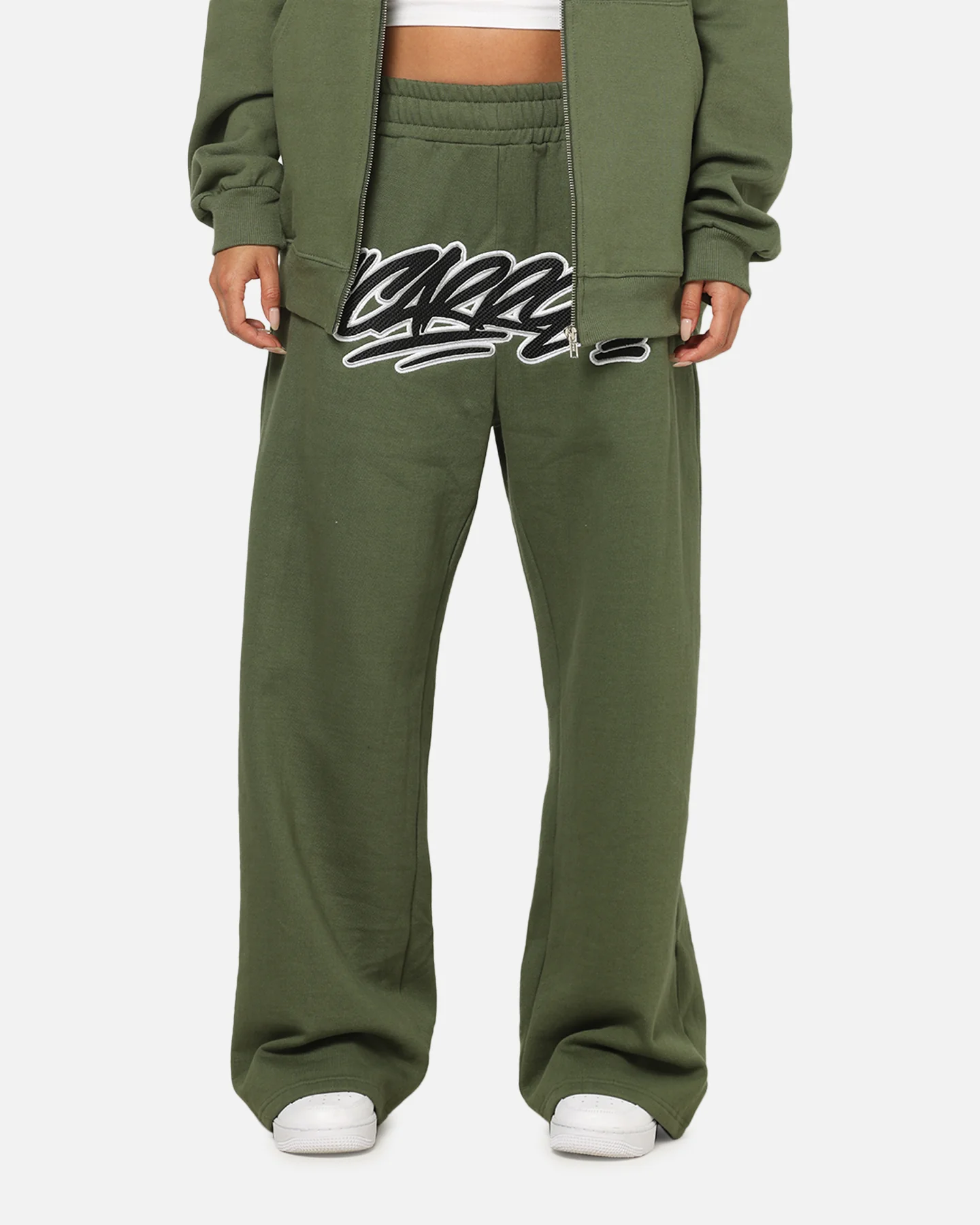 Carre Terrace Trackpants Olive