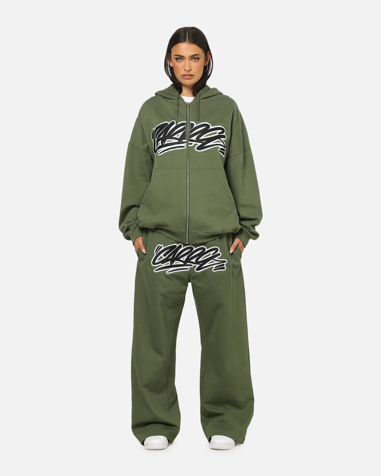 Carre Terrace Trackpants Olive