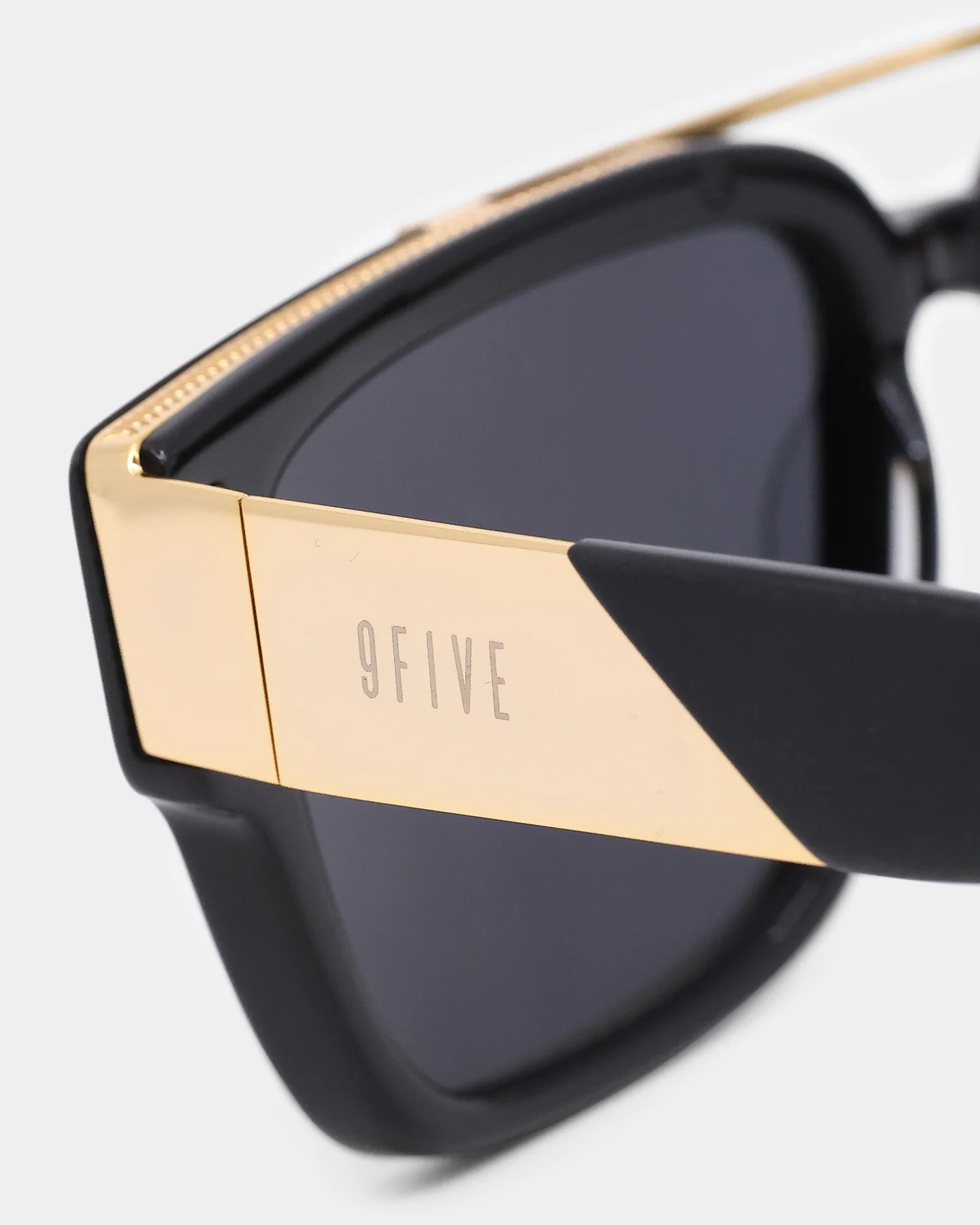 9FIVE 24 Sunglasses Matte Black/Gold