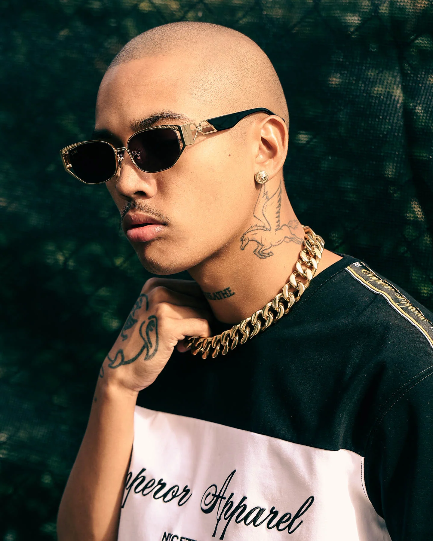 9FIVE The Cross Sunglasses Black/Gold