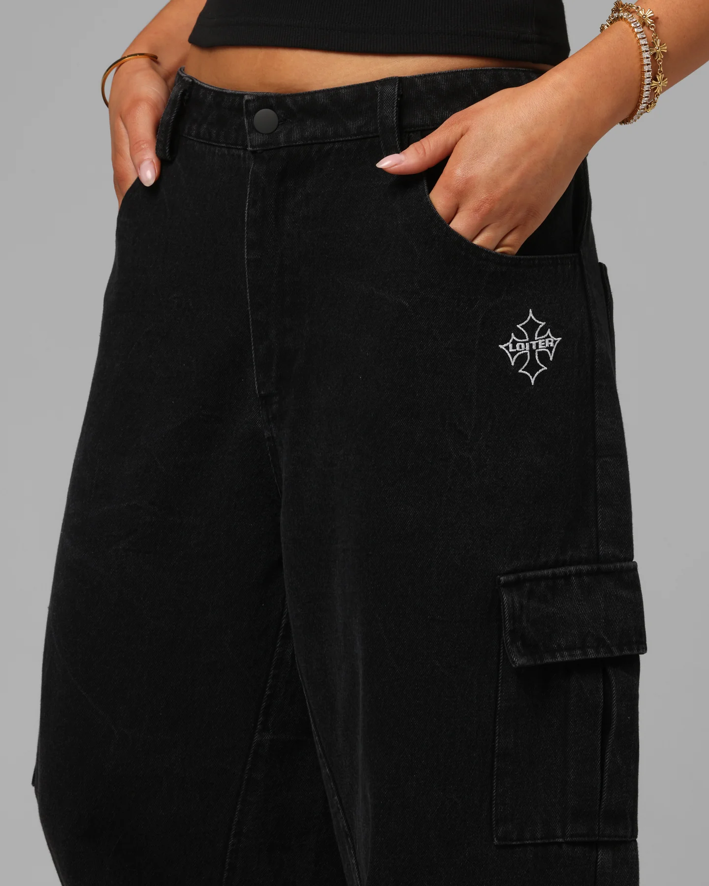 Loiter F-16 Balloon Cargo Pants Black