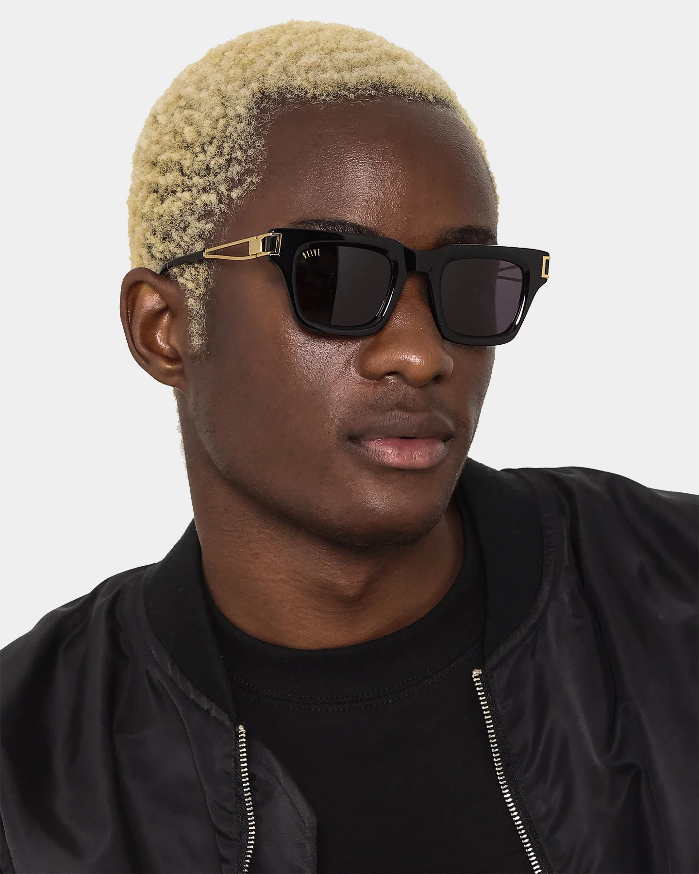 9FIVE Avenue Sunglasses Black/Gold