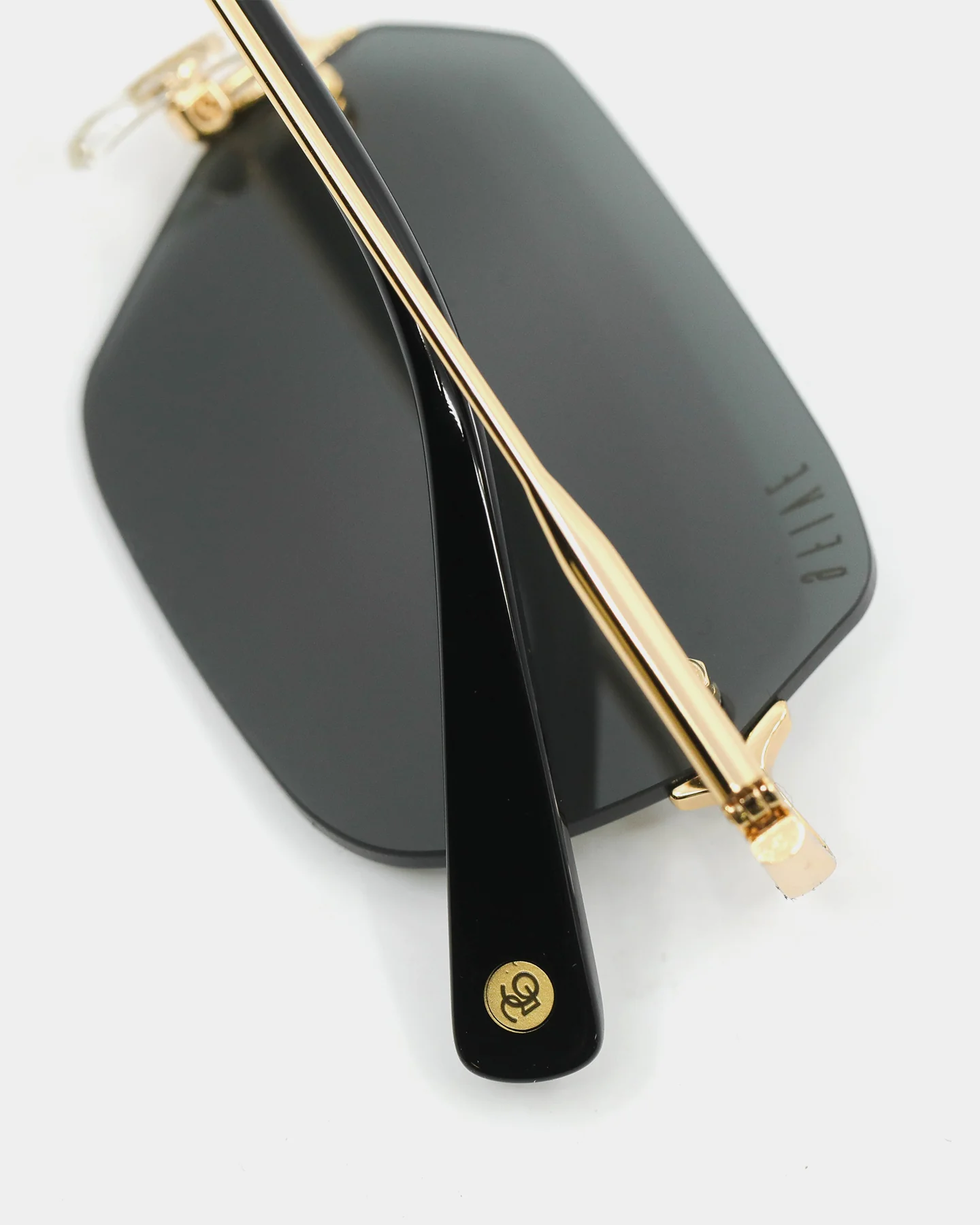 9FIVE Clarity Sunglasses Black/Gold