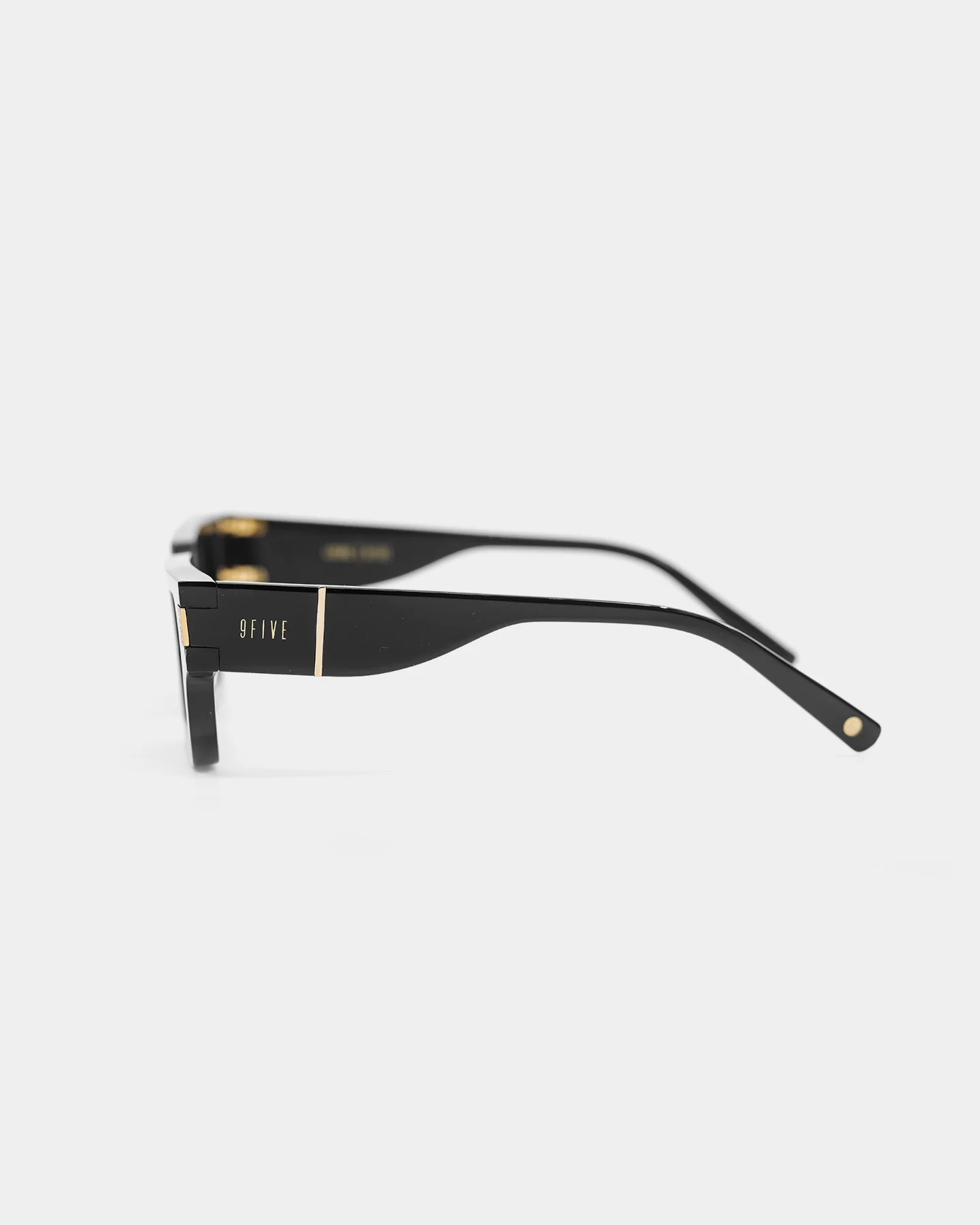 9FIVE Locks Sunglasses Black/Gold