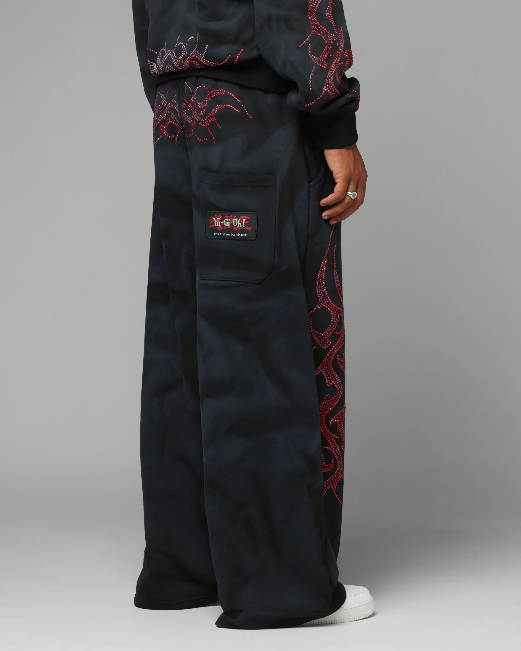Loiter X Yu-Gi-Oh! Slifer Sky Dragon Sweatpants Black Wash