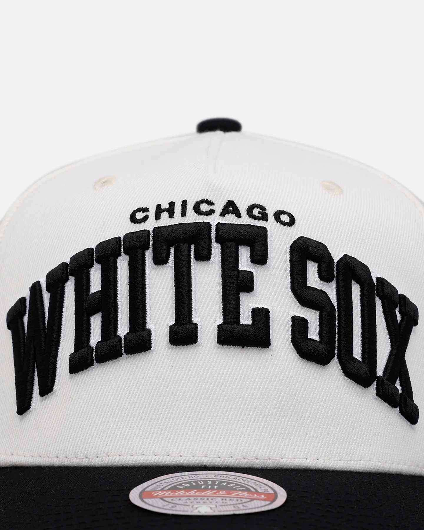 Mitchell & Ness Chicago White Sox 'Arch' MVP Snapback Cream