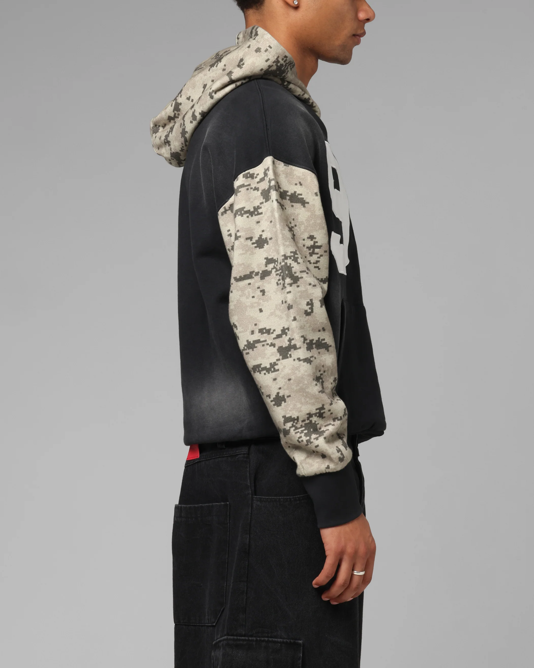 Loiter Cosmos Zip Hoodie Black/Camo