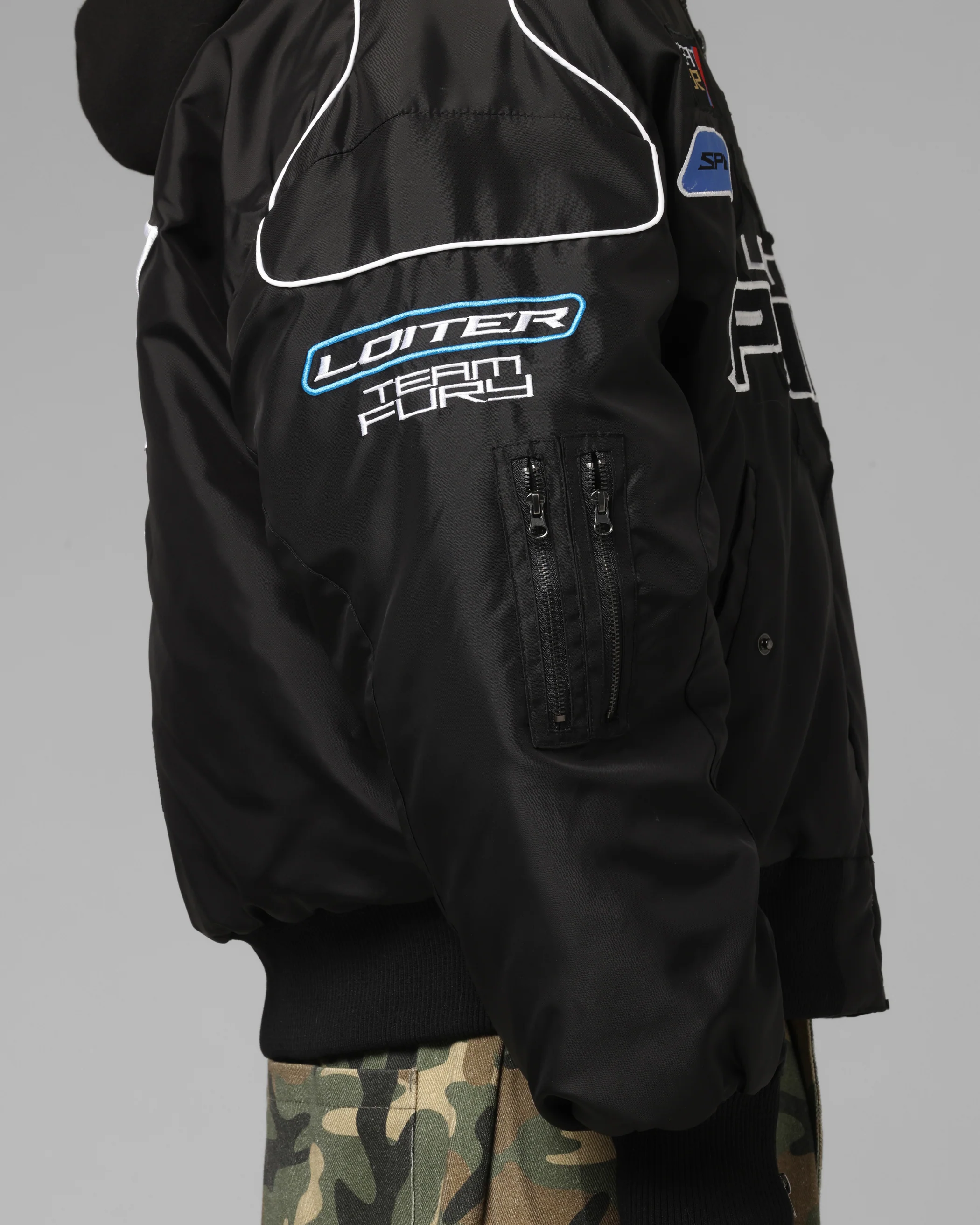 Loiter Performance F-16 Jacket Black