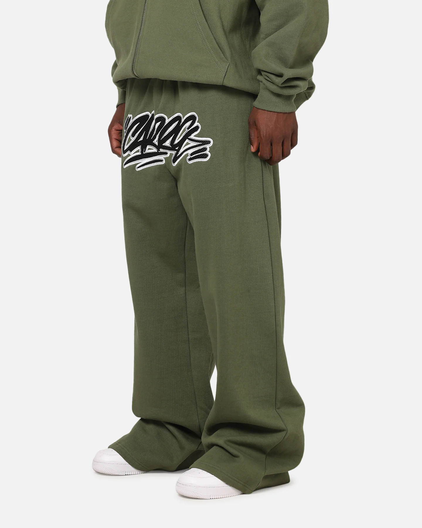 Carre Terrace Trackpants Olive