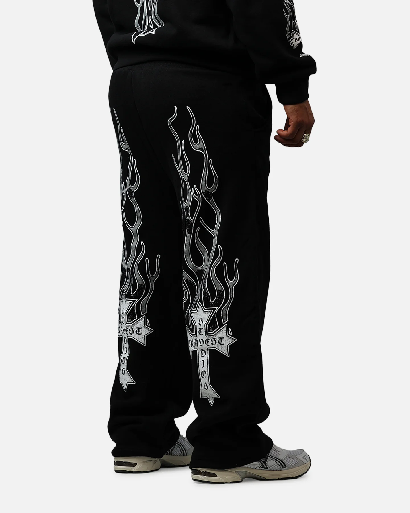 Bravest Eternal Sweatpants Black