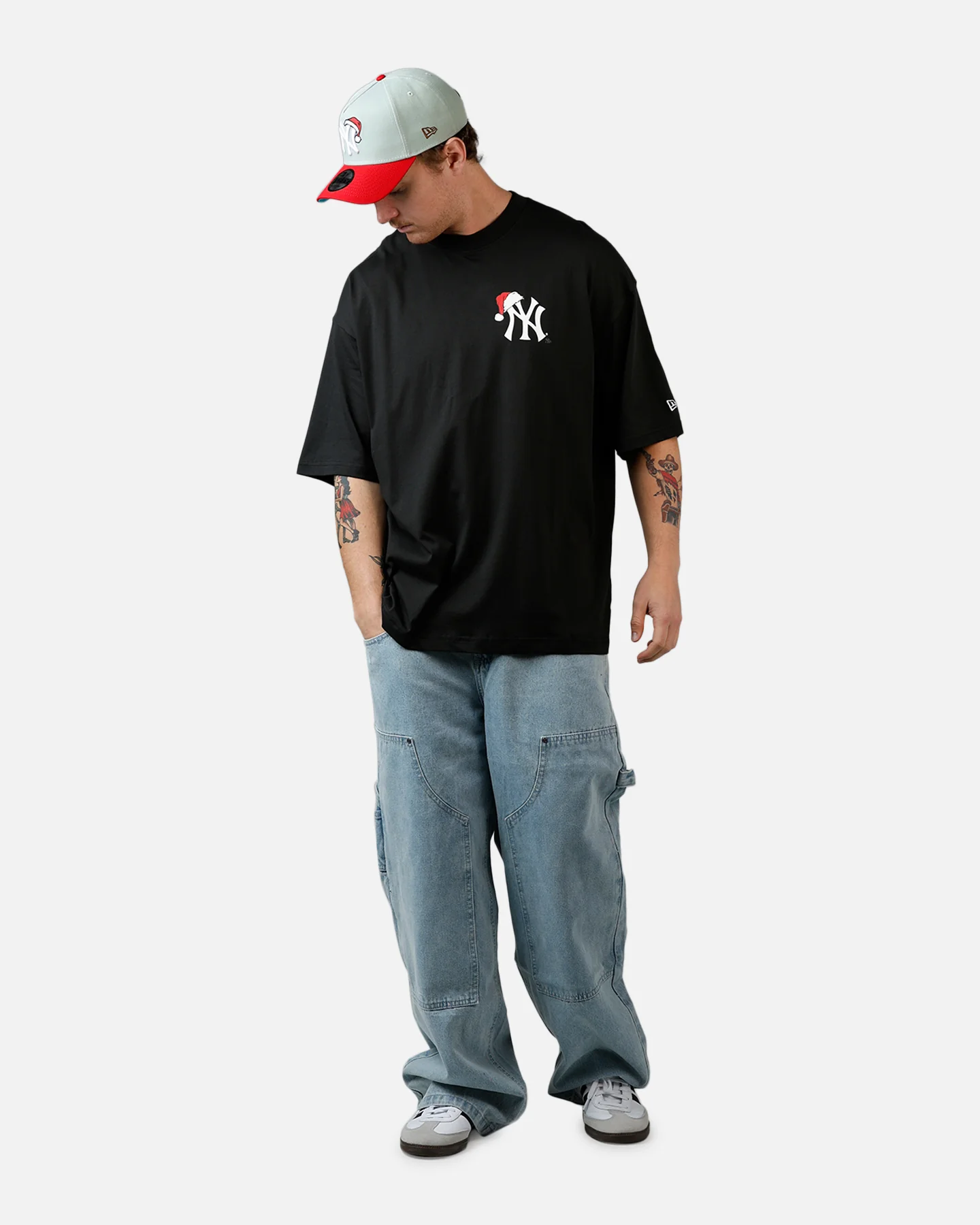 New Era New York Yankees 'All I Want For Christmas' Santa T-Shirt Black