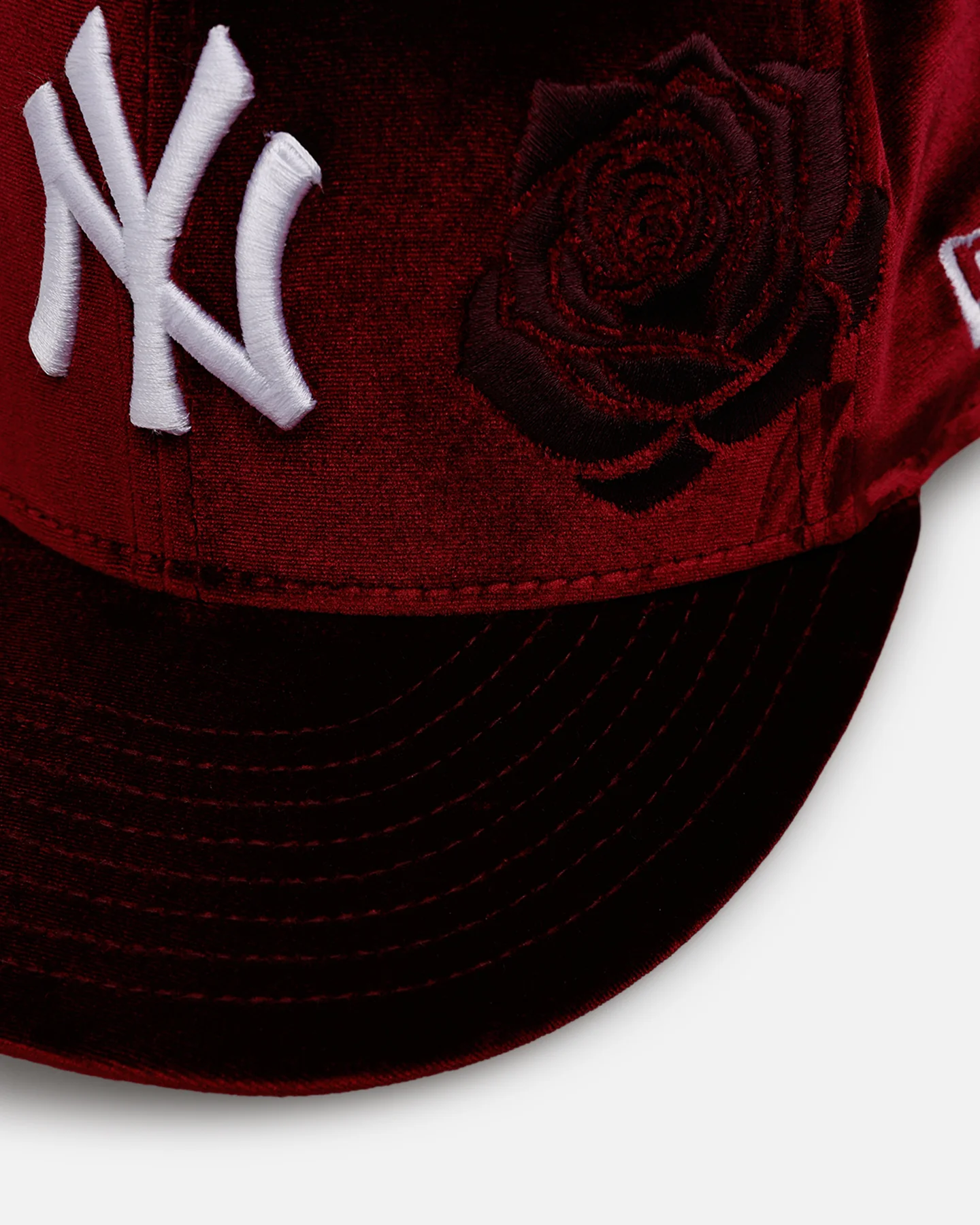 New Era New York Yankees 'Velvet Roses' 59FIFTY Fitted Maroon