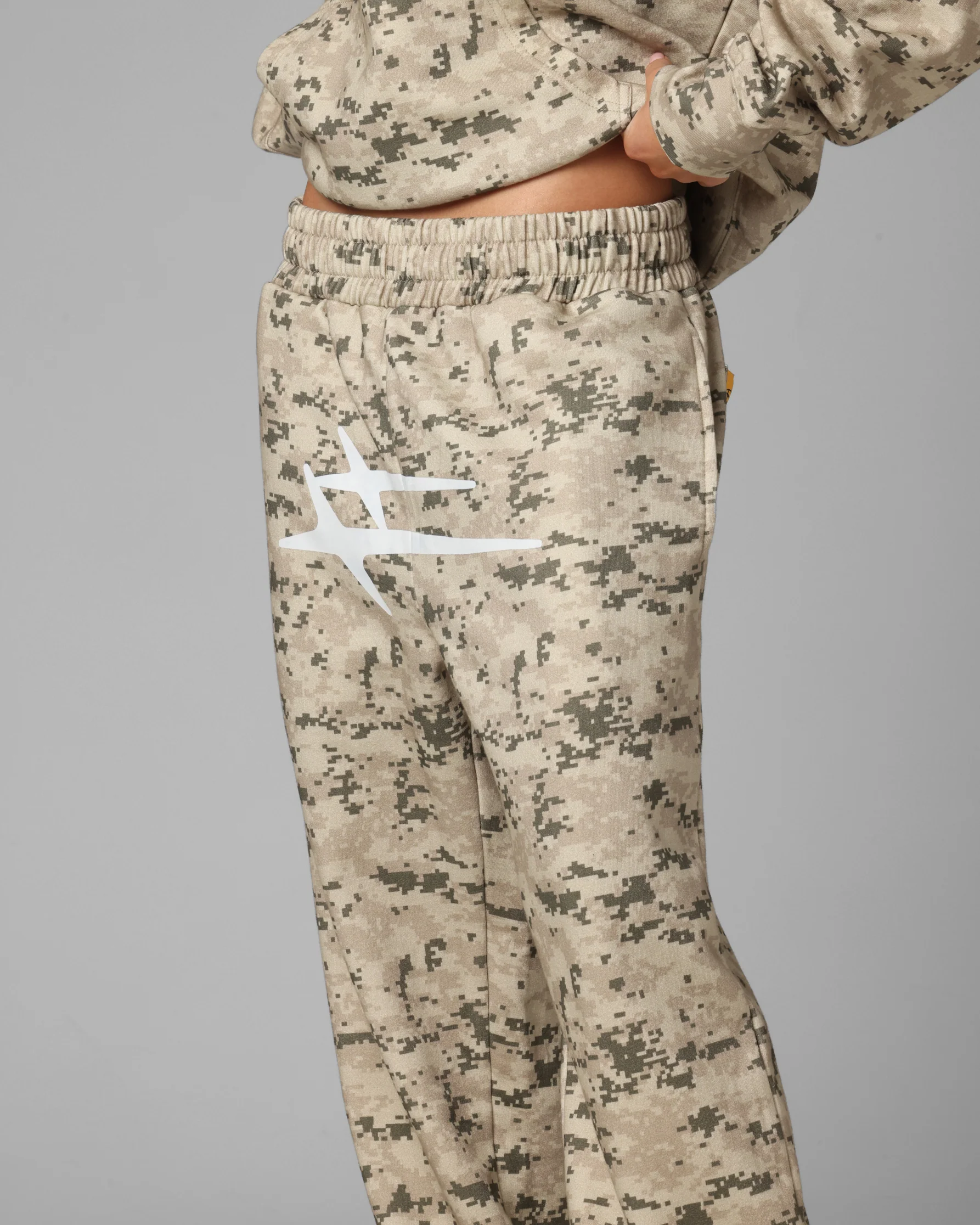 Loiter Hybrid Sweatpants Digi Camo