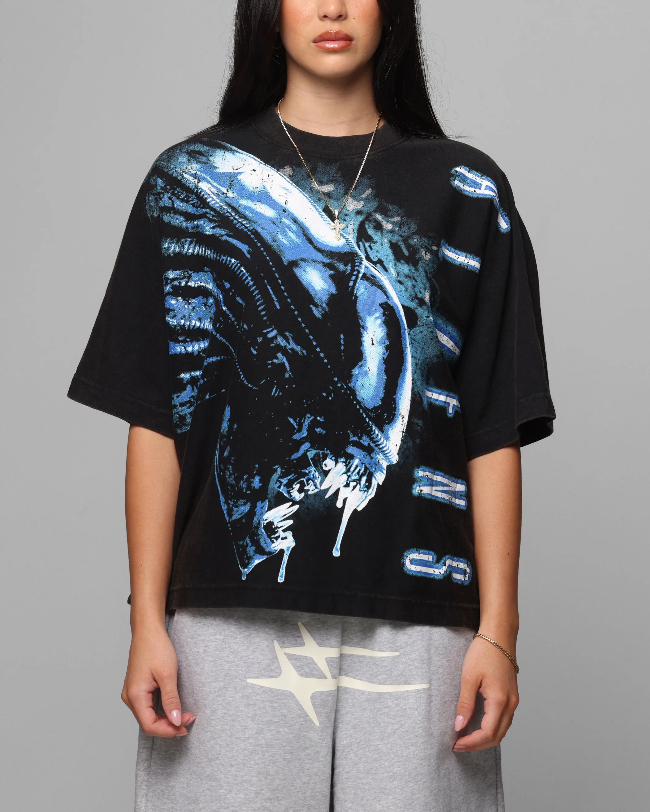 Loiter Alien It's War Boxy T-Shirt Washed Black