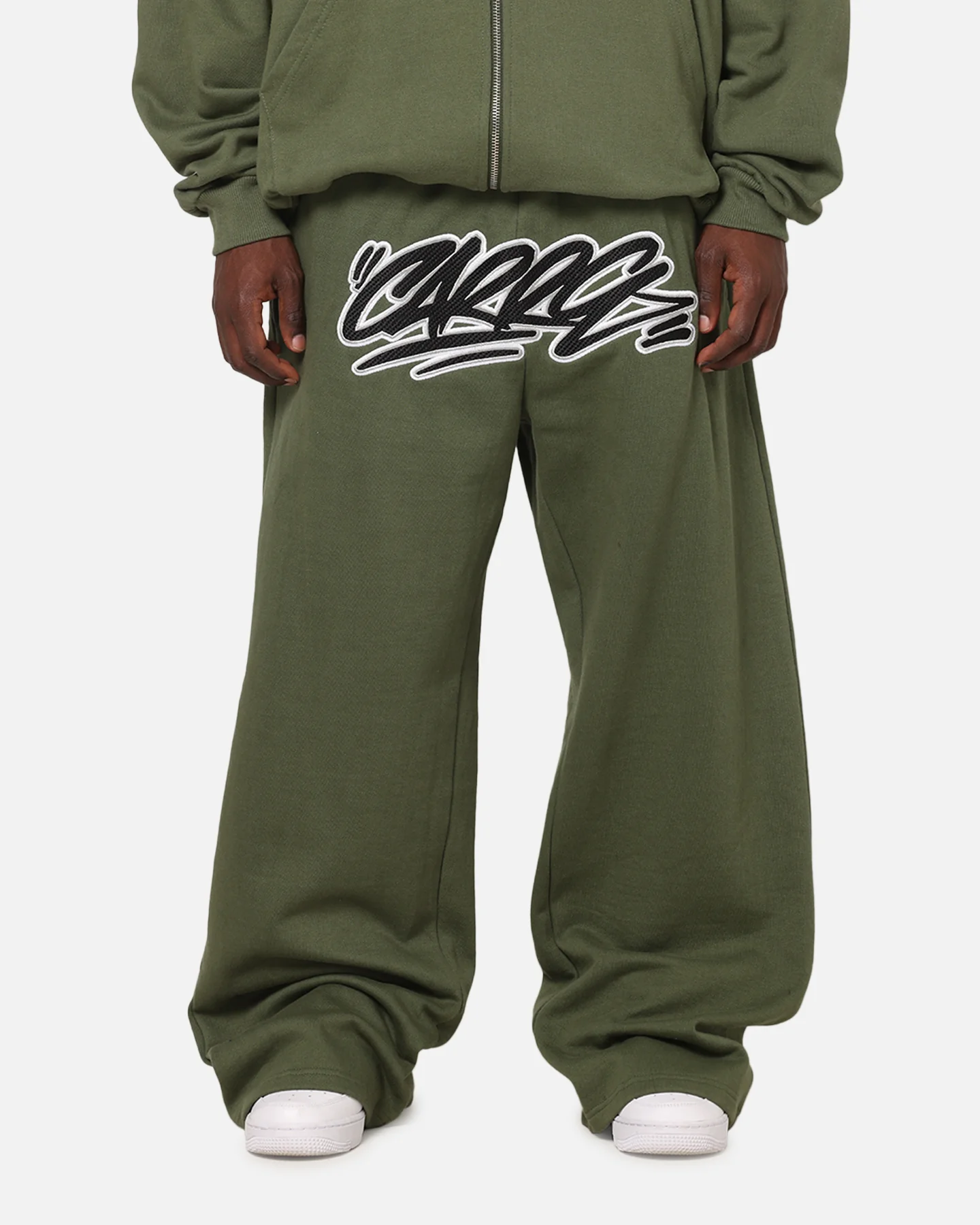 Carre Terrace Trackpants Olive