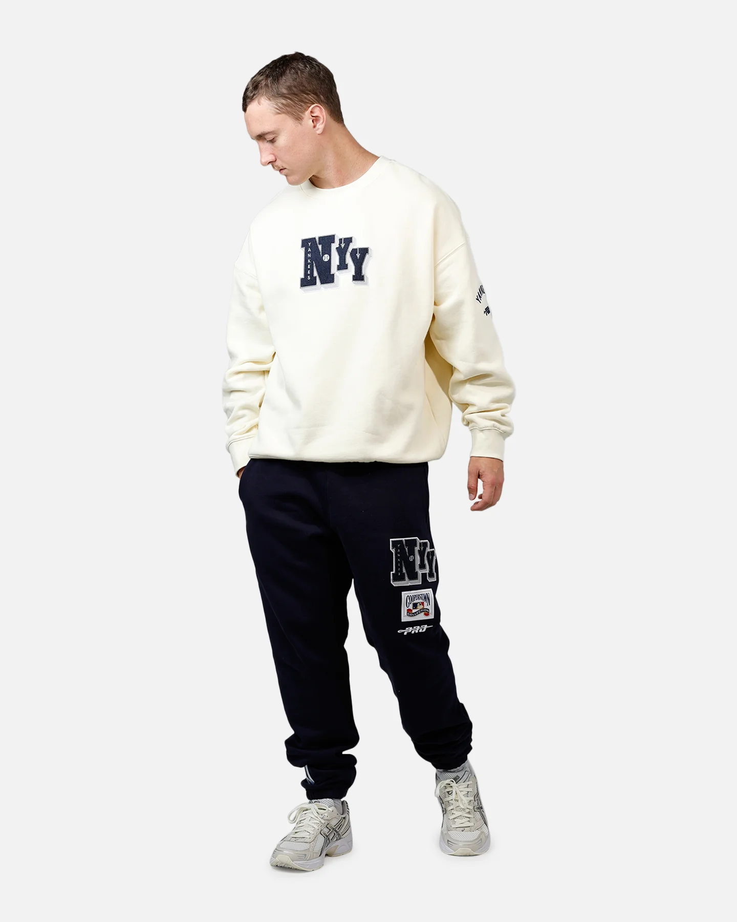 Pro Standard New York Yankees Best Of Crewneck Eggshell