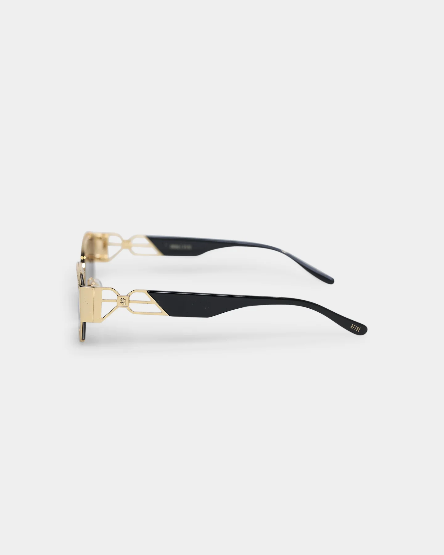 9FIVE The Cross Sunglasses Black/Gold