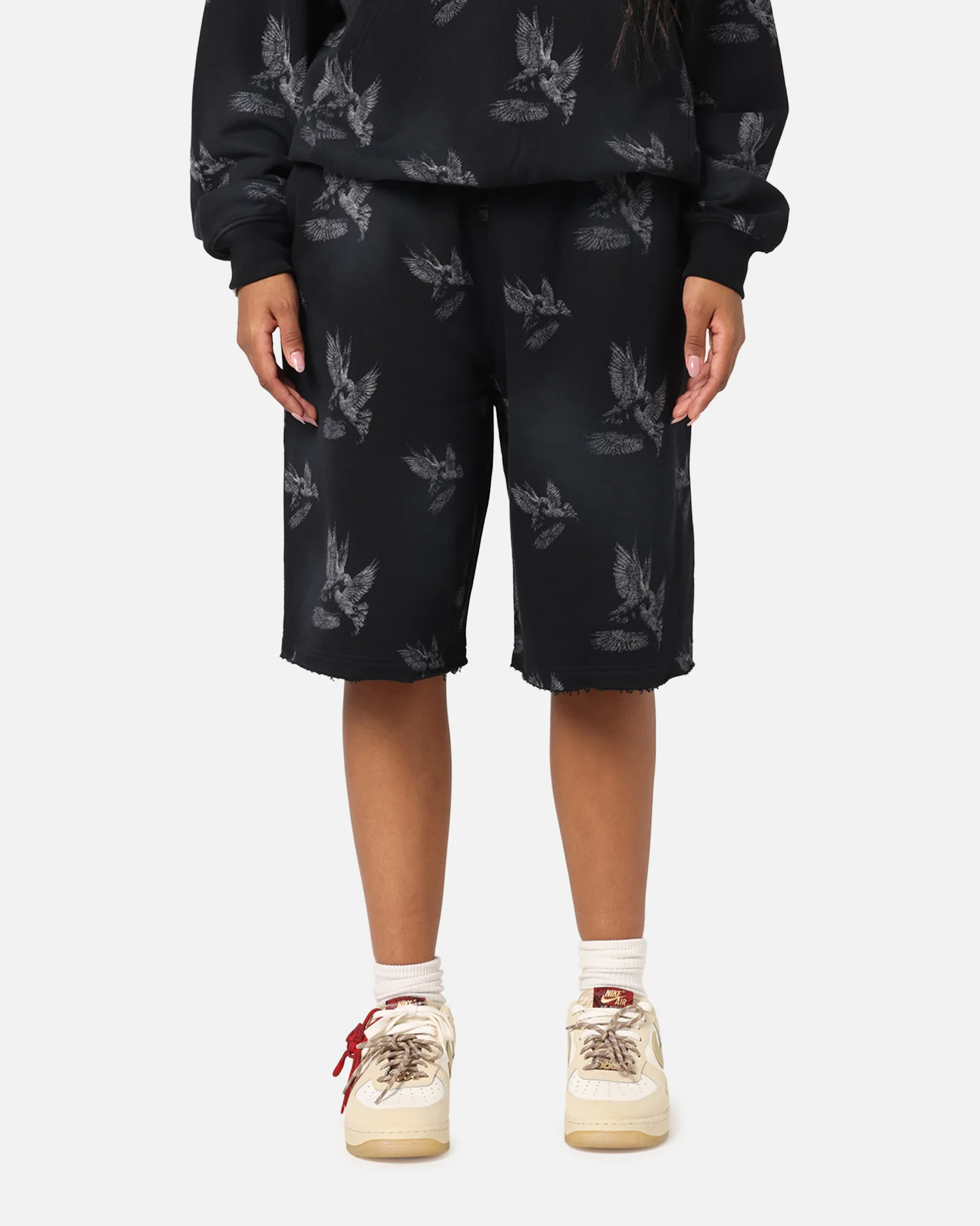 Saint Morta Doves Baggy Sweat Shorts Vintage Black