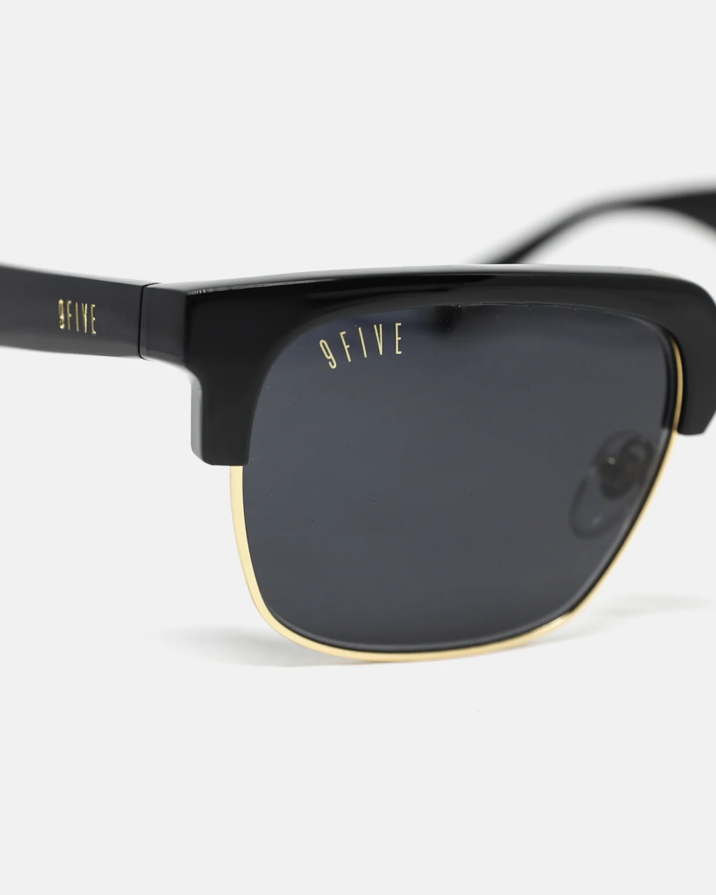 9Five Belmont Black/Gold