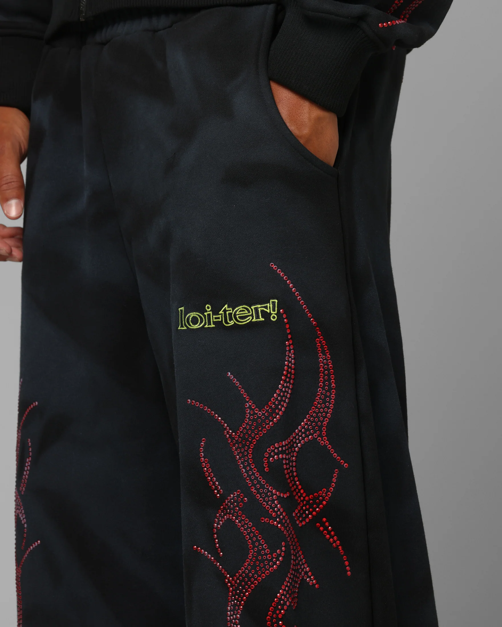 Loiter X Yu-Gi-Oh! Slifer Sky Dragon Sweatpants Black Wash