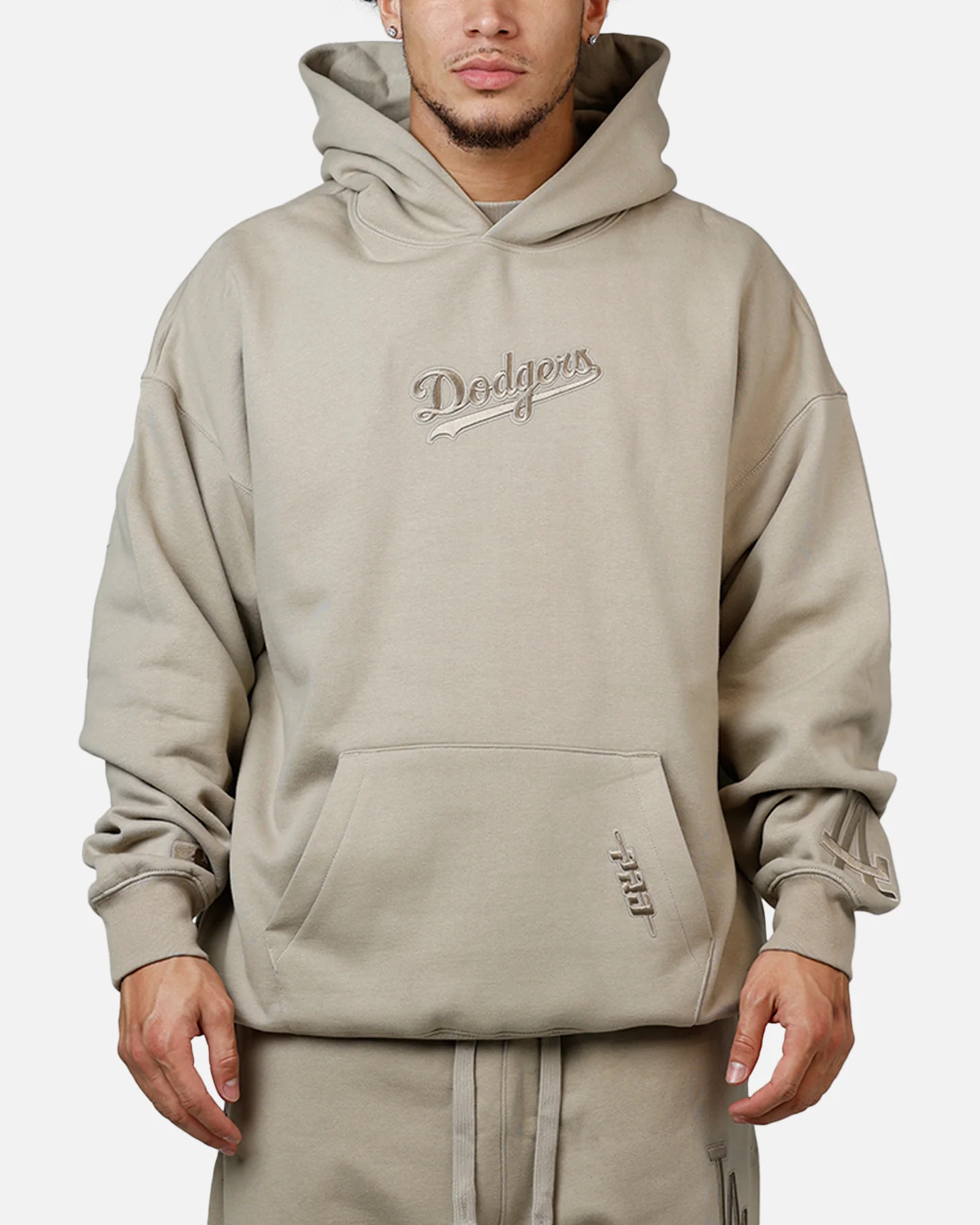 Pro Standard Los Angeles Dodgers Wingspan Hoodie Taupe