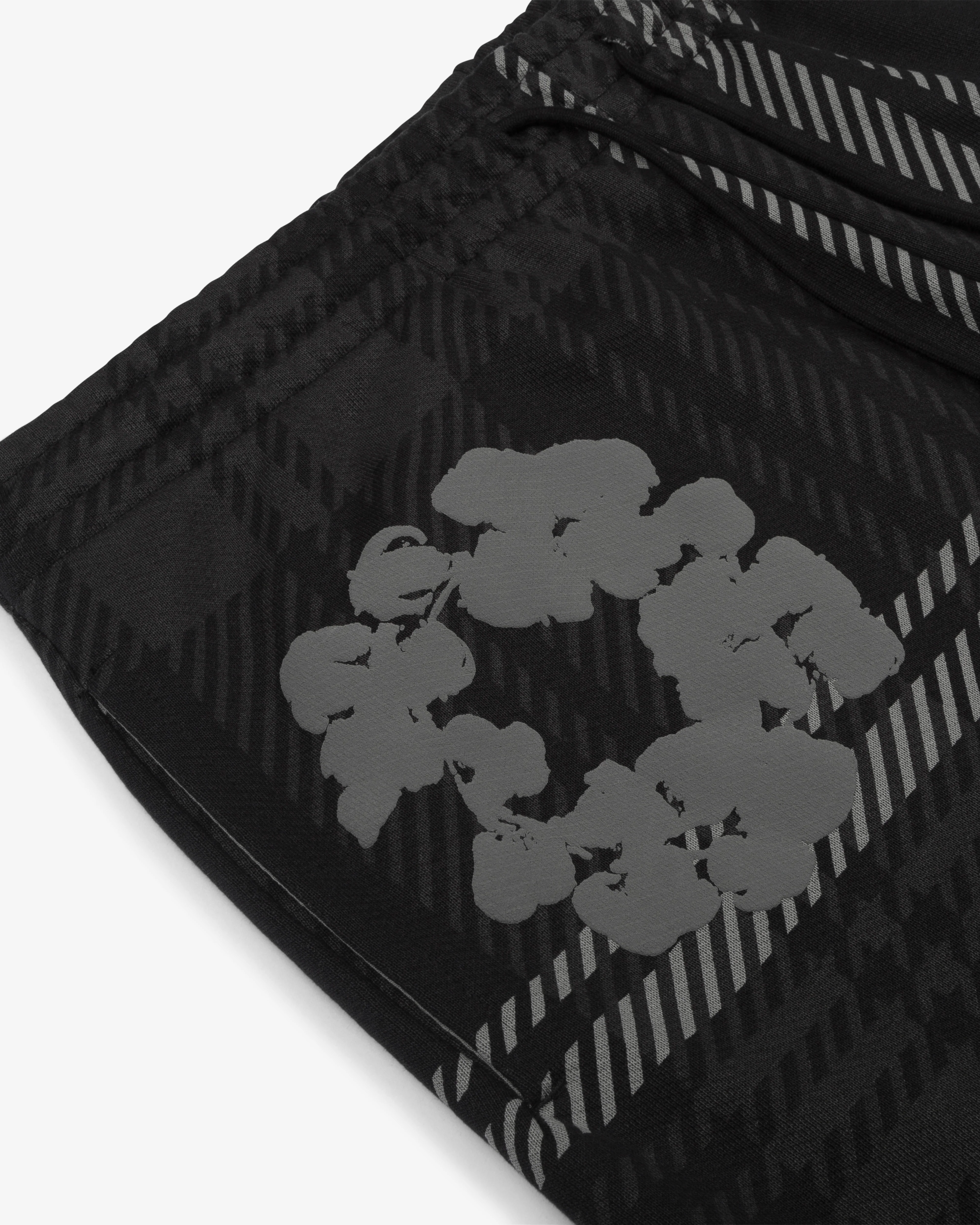 Denim Tears - Men's Plaid Cotton Wreath Sweatpant - (Black)