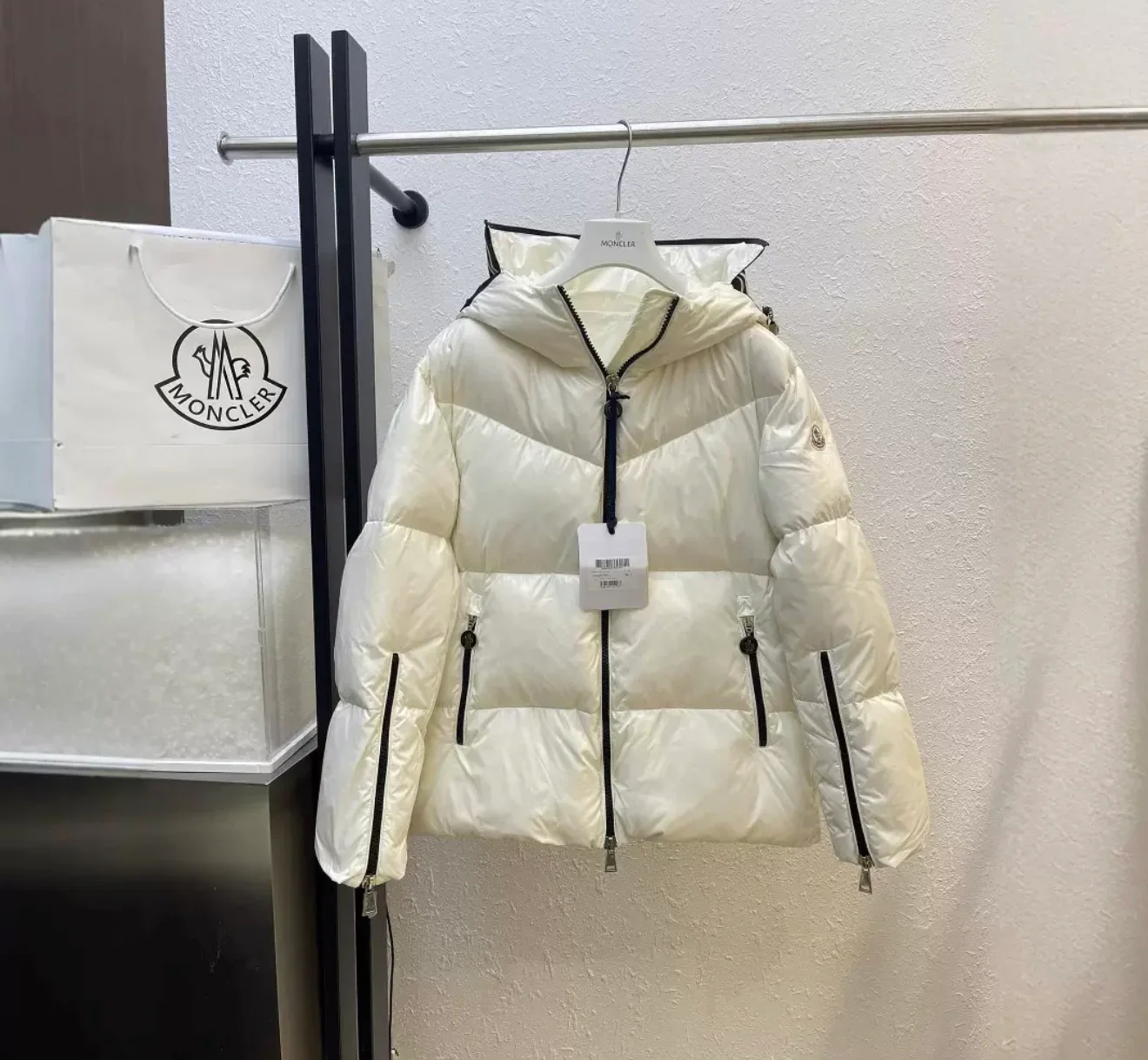 MONCLER LETTER COAT