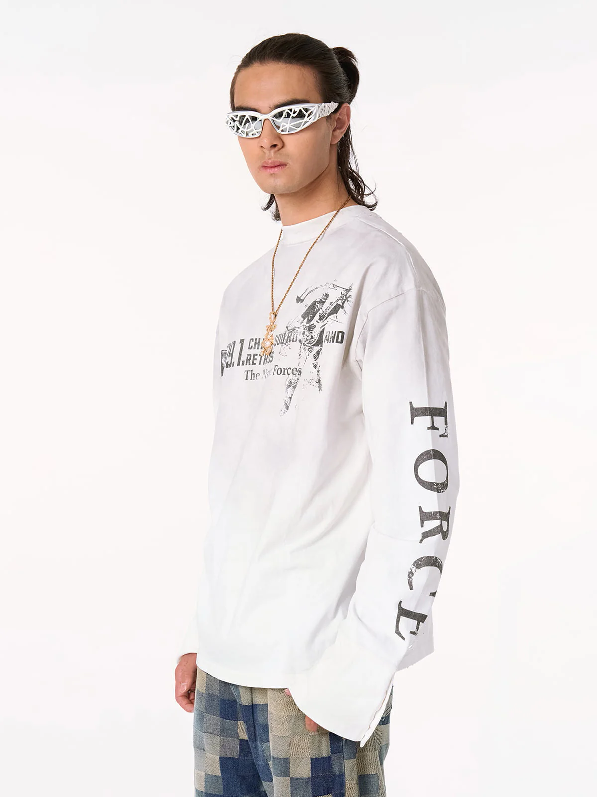 Distressed NO. 09 Long Sleeve T-Shirt