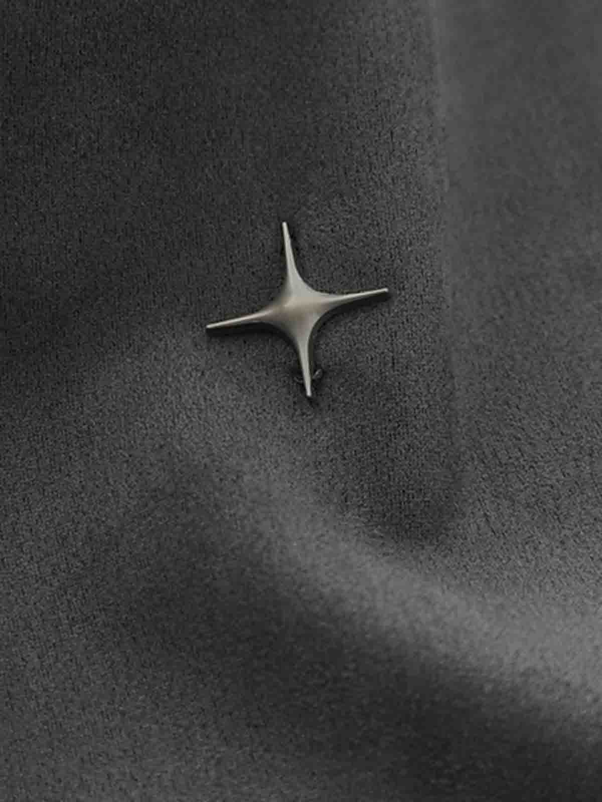 Functional Deconstructed Split Short-Sleeved T-Shirt - 2437