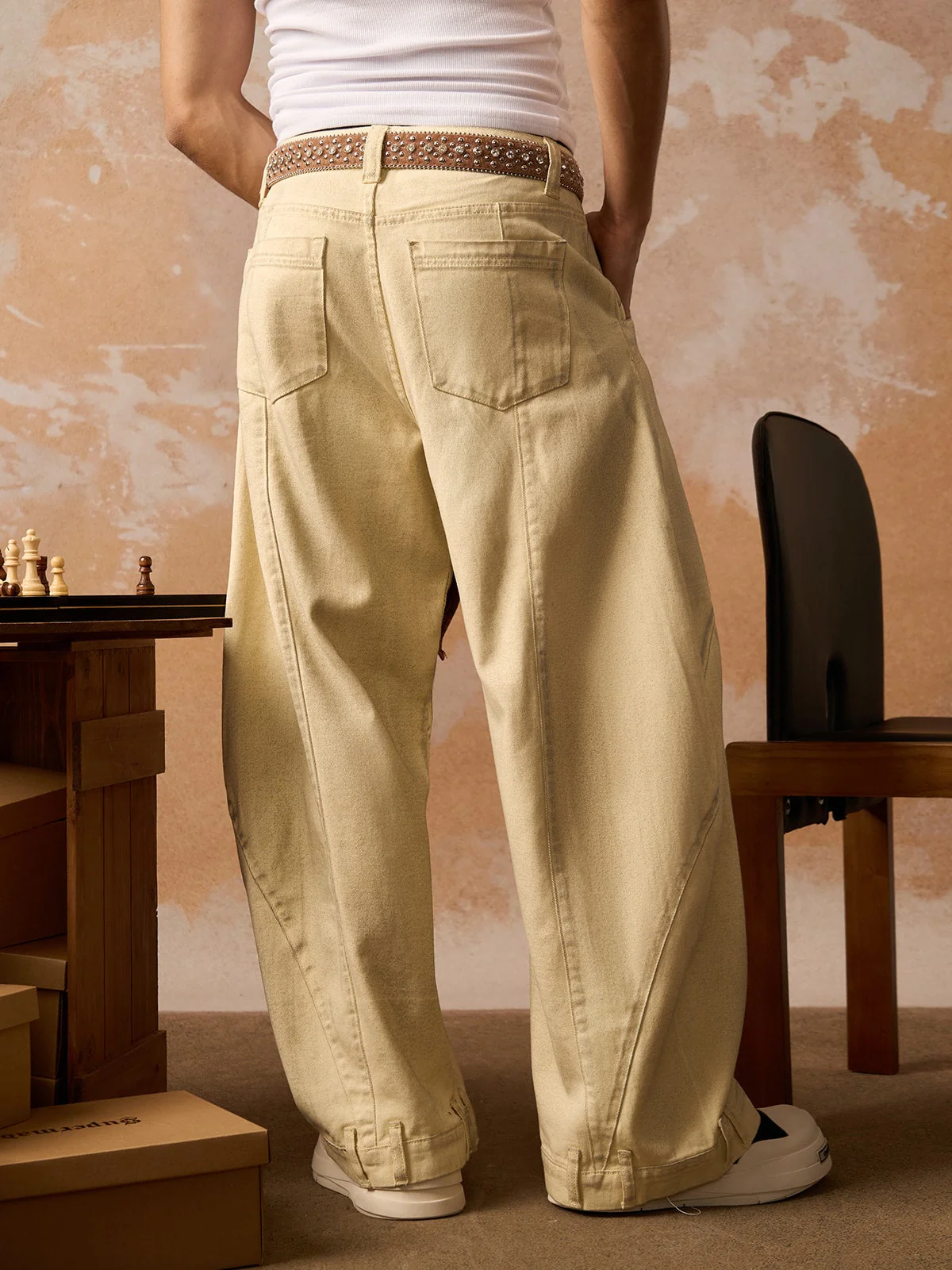 Washed Distressed Detachable Scarf Barrel Jeans - 2550