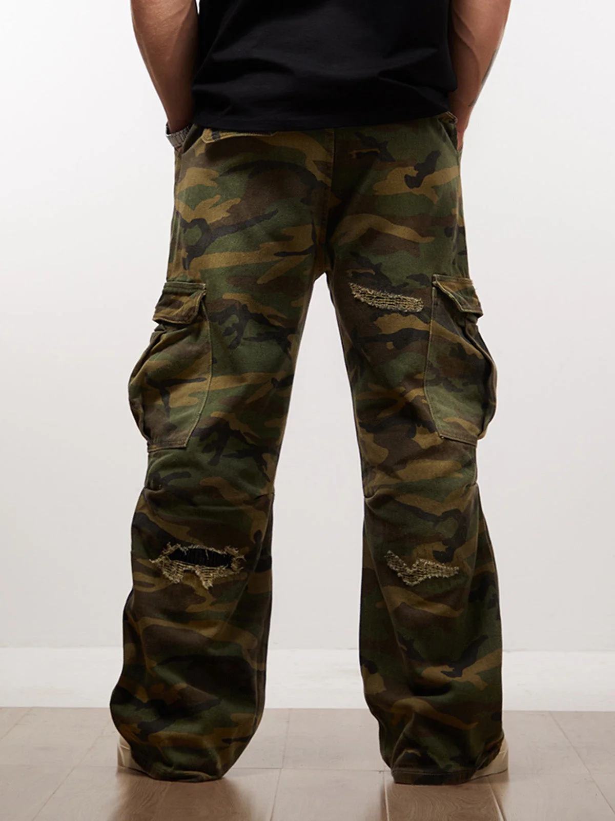 Woven Ripped Camouflage Flared Cargo Pants - 2410