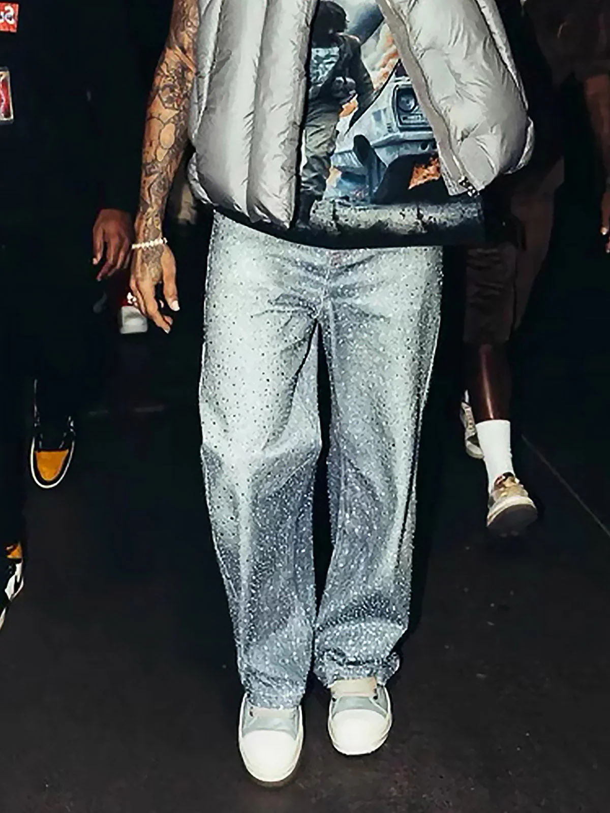 Denim Distressed Belt Diamond Decorated Jeans