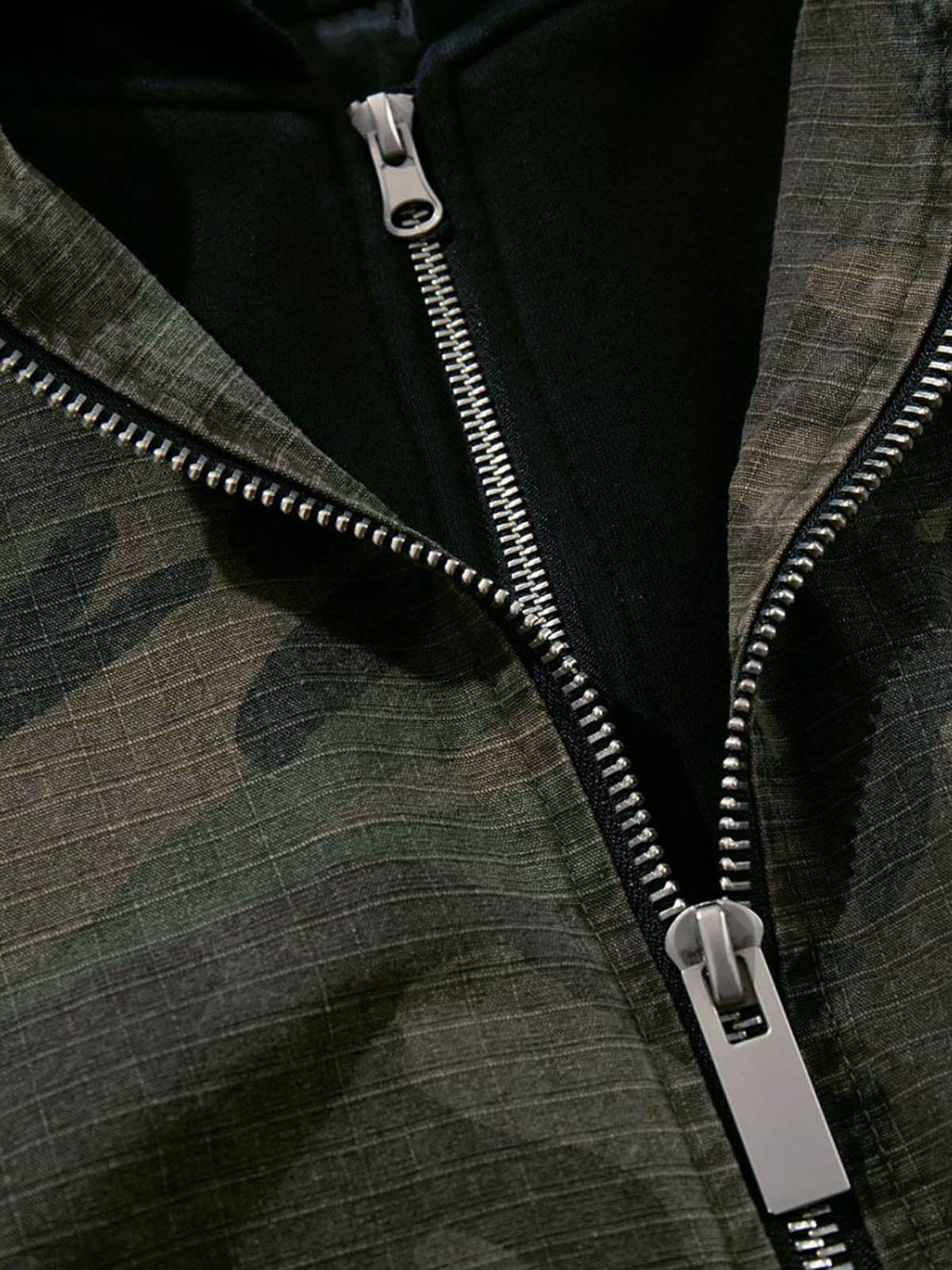 Retro Camouflage Faux Two-Piece Bomber Jacket - 2536