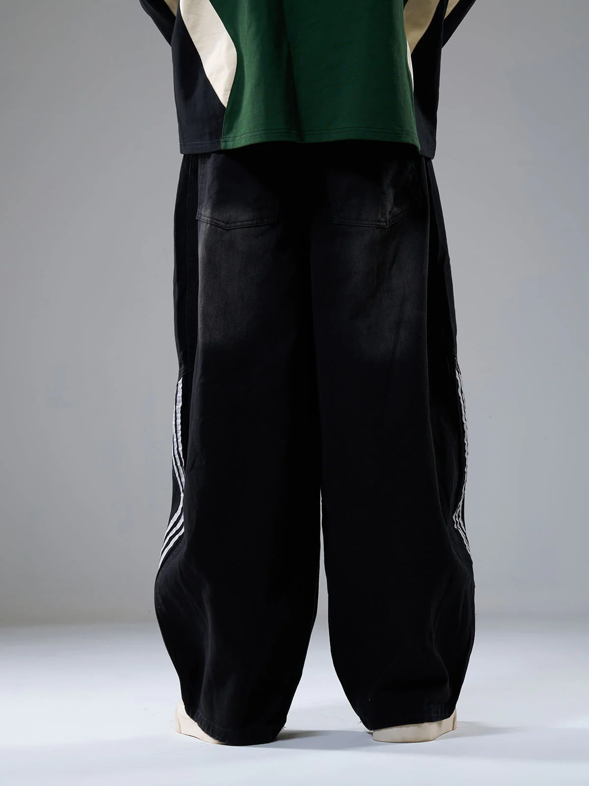 Denim Contrast Striped Stitching Barrel Jeans - 2504